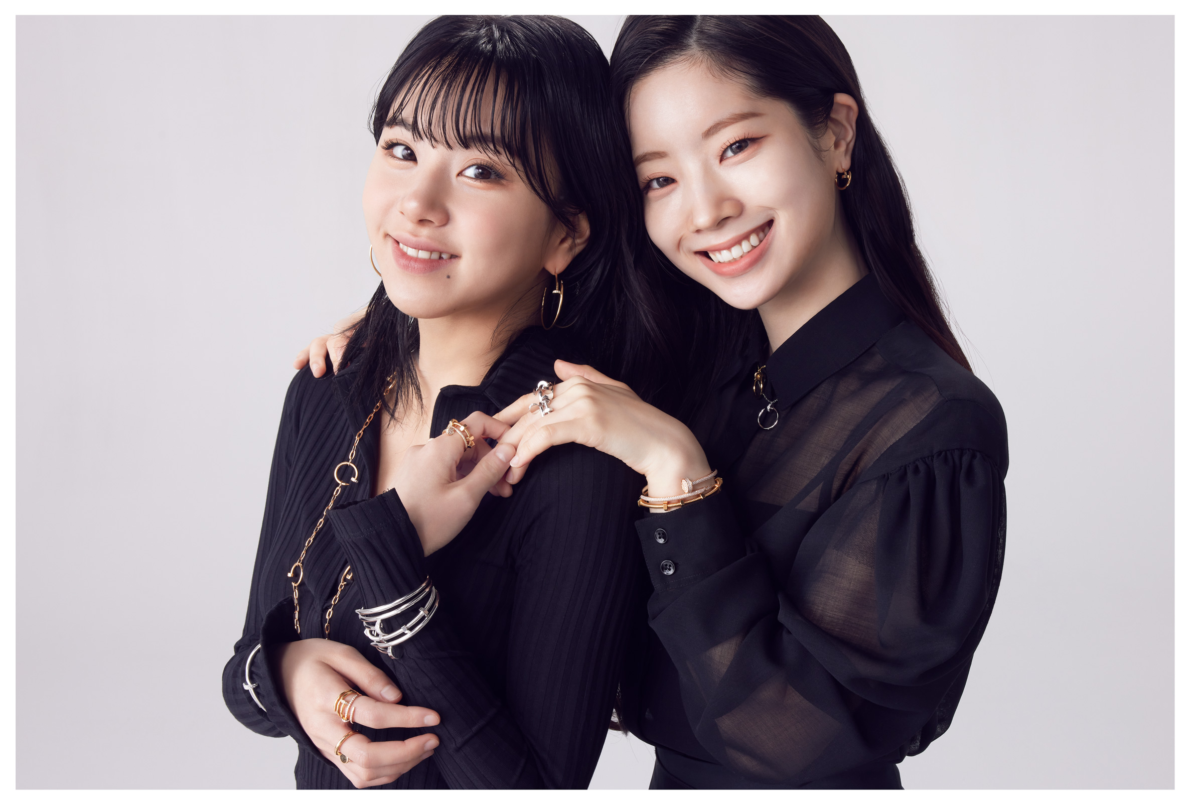 22-04-21-ELLE-TWICE